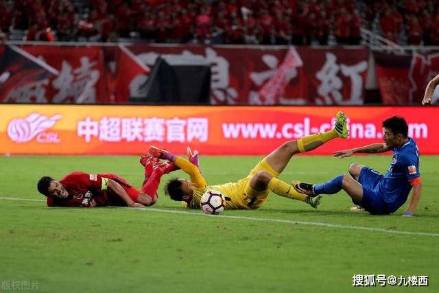 刘诚宇抱憾头球未进：对位PK高井幸大应更聪明些